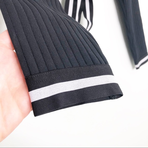 MICHI Cutout Crop Top APEX RIBBED LONG SLEEVE - Picture 10 of 15